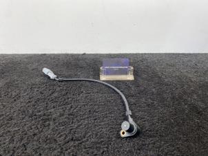Usados Sensor de árbol de levas Volkswagen Polo V (6R) 1.2 TDI 12V BlueMotion Precio € 9,99 IVA incluido ofrecido por Van Kronenburg Engines