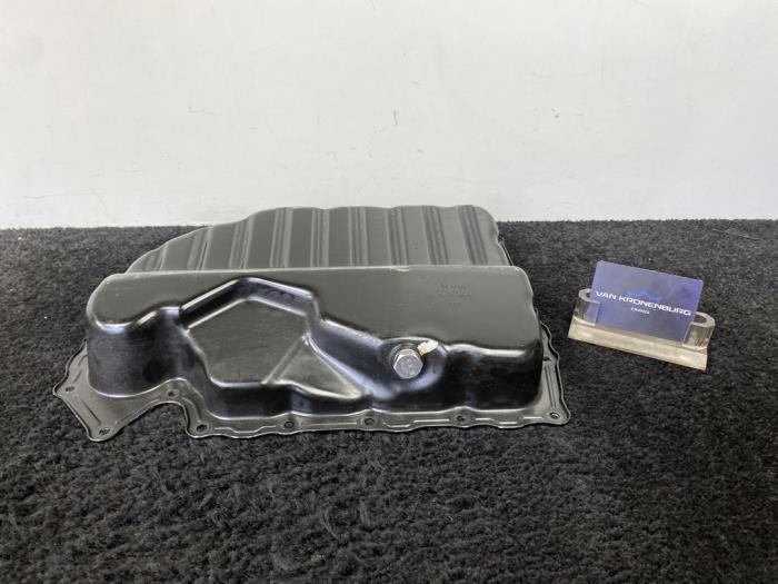 Gebrauchte Ölwanne Volkswagen Golf VI (5K1) 2.0 GTI 16V Preis € 29,95 Mit Mehrwertsteuer angeboten von Van Kronenburg Engines