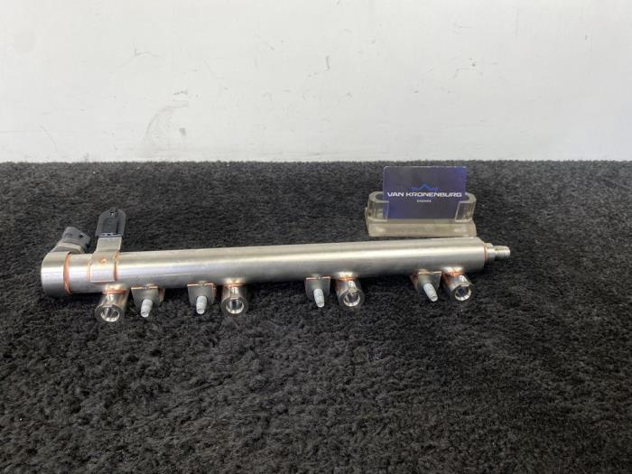 Usagé Système d'injection Opel Insignia Prix € 45,00 Prix TTC proposé par Van Kronenburg Engines