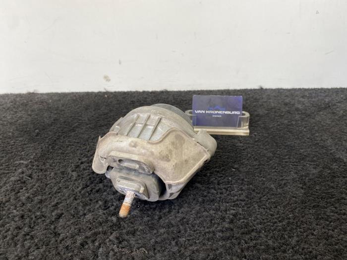 Used Engine mount BMW 3 serie (E92) 335i 24V Price € 149,96 Inclusive VAT offered by Van Kronenburg Engines