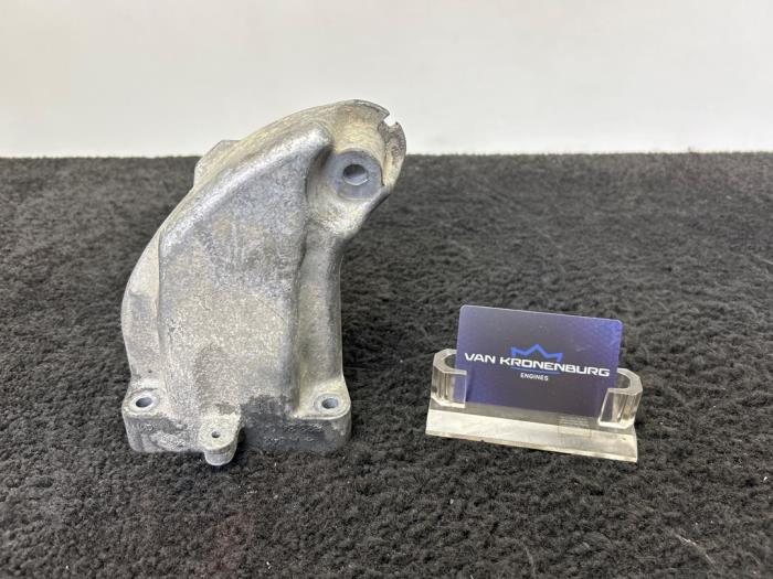 Gebrauchte Motorlager Mercedes E (W212) E-300 CDI V6 24V BlueEfficiency Preis € 30,00 Mit Mehrwertsteuer angeboten von Van Kronenburg Engines