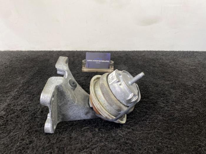 Gebrauchte Motorlager Jaguar XF (CC9) 5.0 XF-R V8 S/C 32V Preis € 50,00 Mit Mehrwertsteuer angeboten von Van Kronenburg Engines