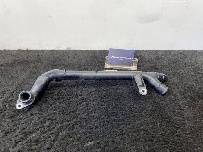 Nya Vattenrör Mercedes C Sportcoupé (C203) 1.8 C-180K 16V Pris € 30,00 Inklusive moms erbjuds av Van Kronenburg Engines