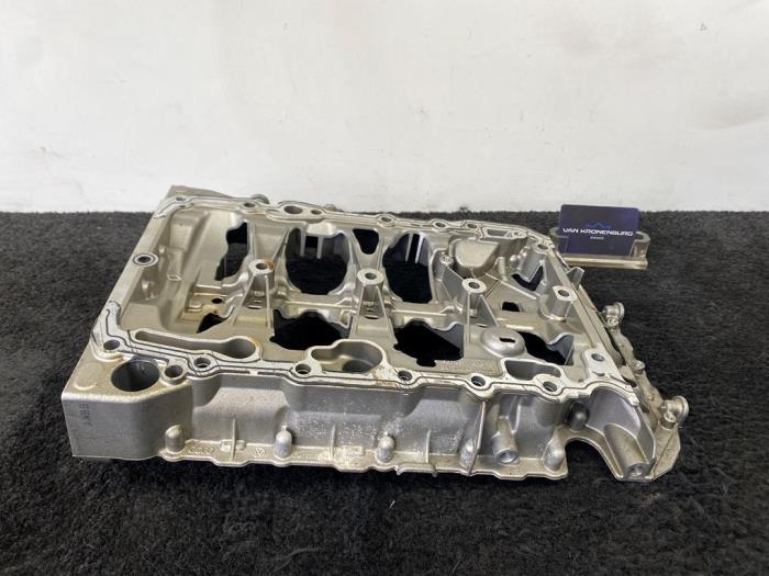 Usagé Couvercle carter Volkswagen Golf VII (AUA) 2.0 GTI 16V Prix € 199,95 Prix TTC proposé par Van Kronenburg Engines