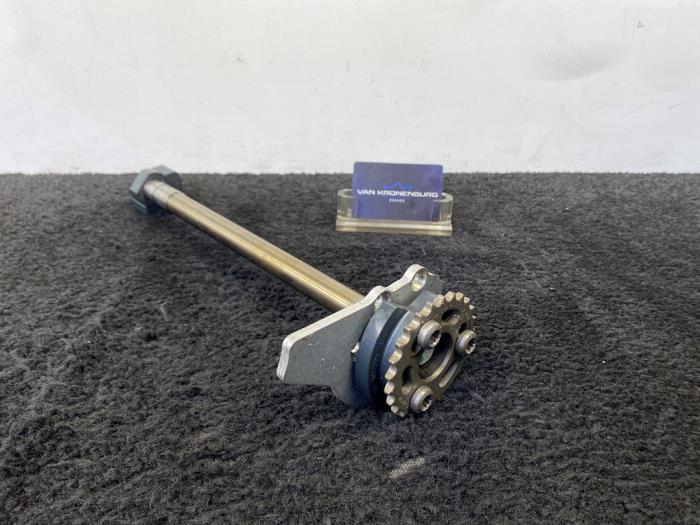 Usagé Arbre d'équilibre Audi A6 Avant (C6) 2.8 V6 24V FSI Prix € 60,00 Prix TTC proposé par Van Kronenburg Engines