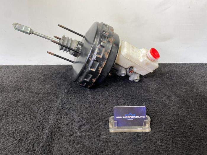 Usados Servofreno Nissan Navara (D40) 2.5 dCi 16V 4x4 Precio € 125,01 IVA incluido ofrecido por Van Kronenburg Engines