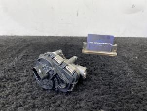 Used Actuator electric (Turbo) Mercedes Sprinter 3,5t (907.6/910.6) 319 CDI 3.0 V6 24V 4x4 Price € 242,00 Inclusive VAT offered by Van Kronenburg Engines