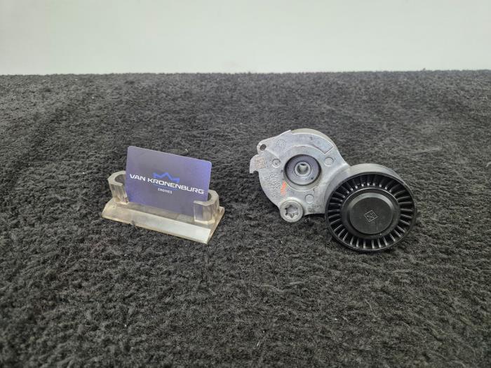 Usados Tensor correa múltiple Audi A6 (C7) 3.0 TDI V6 24V Quattro Precio € 30,00 IVA incluido ofrecido por Van Kronenburg Engines