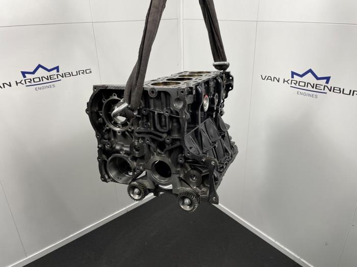 Used Engine crankcase Mercedes A (W176) 1.8 A-180 CDI 16V Autom. Price € 363,00 Inclusive VAT offered by Van Kronenburg Engines
