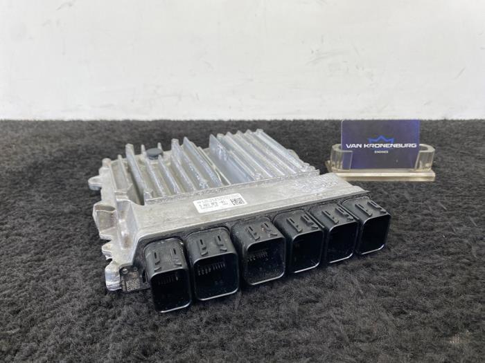 Used Engine management computer BMW 2 serie (F22) M240i 3.0 24V Price € 399,95 Inclusive VAT offered by Van Kronenburg Engines