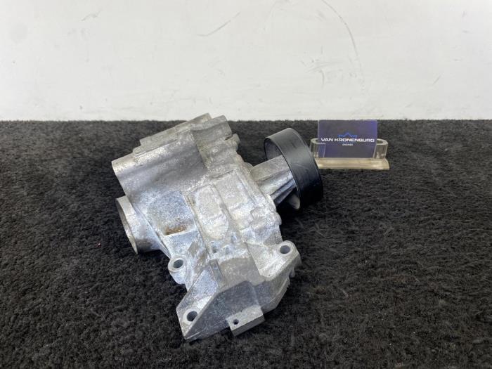 Usagé Pompe à eau BMW 2 serie (F22) M240i 3.0 24V Prix € 125,01 Prix TTC proposé par Van Kronenburg Engines