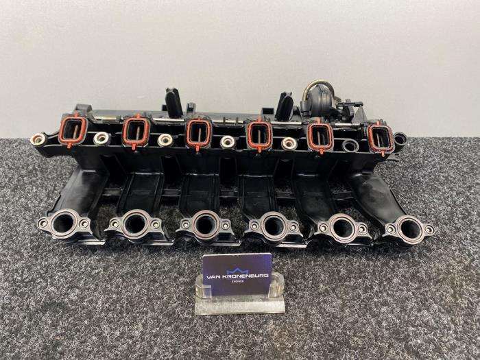 Gebrauchte Ansaugbrugge BMW 3 serie (E92) 330d 24V Preis € 149,96 Mit Mehrwertsteuer angeboten von Van Kronenburg Engines