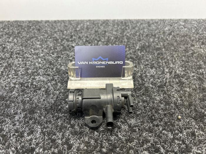 Usagé Régulateur pression turbo BMW 3 serie (E90) 325d 24V Prix € 29,95 Prix TTC proposé par Van Kronenburg Engines