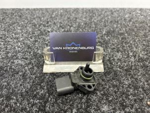 Map Sensor (Einlasskrümmer) van een Volkswagen Polo III (6N1) 1.4i 60