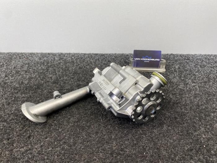 Begagnade Oljepump Mercedes S (W220) 5.8 S-600L V12 36V Pris € 249,95 Inklusive moms erbjuds av Van Kronenburg Engines