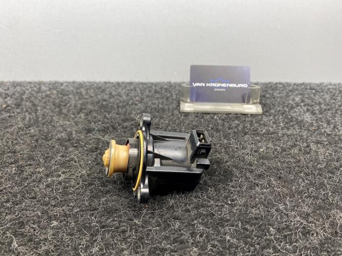 Usagé Clapet de surpression Turbo BMW 5 serie (F10) 550i V8 32V TwinPower Turbo Prix sur demande proposé par Van Kronenburg Engines