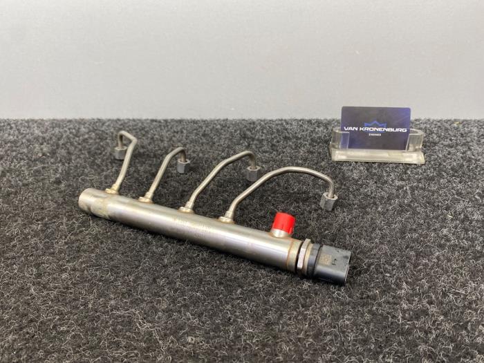 Usagé Système d'injection BMW 5 serie (F10) 520i 16V Prix € 45,00 Prix TTC proposé par Van Kronenburg Engines