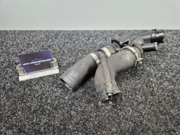 Begagnade Termostathus Landrover Range Rover Sport (LS) 5.0 V8 32V Supercharged Pris € 49,95 Inklusive moms erbjuds av Van Kronenburg Engines