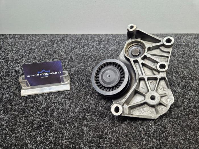 Gebrauchte Spanrolle multiriem Landrover Range Rover Sport (LS) 5.0 V8 32V Supercharged Preis € 99,99 Mit Mehrwertsteuer angeboten von Van Kronenburg Engines