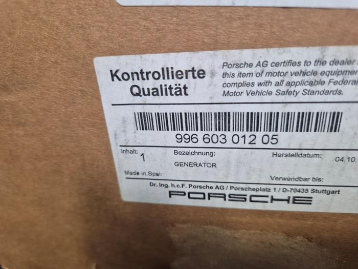Dynamo d'un Porsche 911 (996) 3.4 Carrera 4 24V 2001