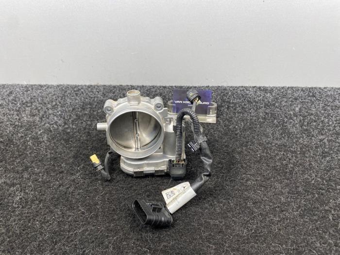 Gebrauchte Drosselklappengehäuse Mercedes E (W212) 5.5 E-63 AMG V8 32V Preis € 110,00 Mit Mehrwertsteuer angeboten von Van Kronenburg Engines