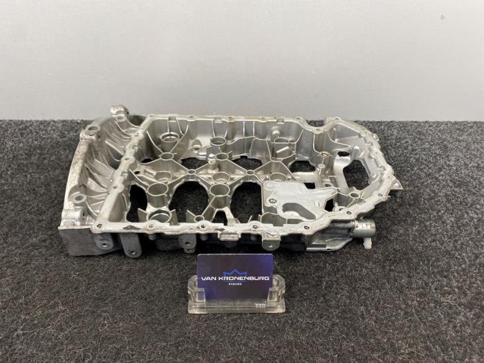 Usagé Couvercle carter Volkswagen Golf VII (AUA) 2.0 GTI 16V Prix € 199,95 Prix TTC proposé par Van Kronenburg Engines