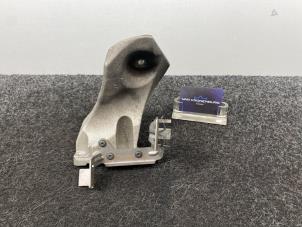 Engine mount from a Bentley Continental GT 6.0 W12 48V 2006