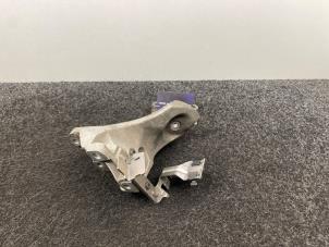 Engine mount from a Bentley Continental GT 6.0 W12 48V 2006