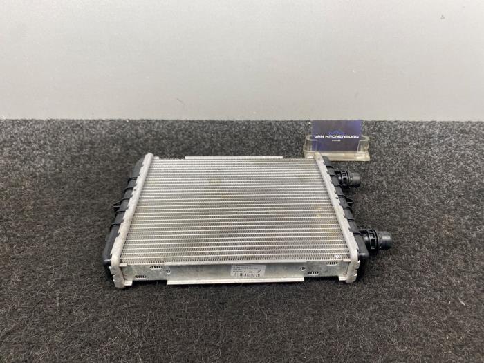 Usagé Radiateur Mercedes GLE AMG (V167) 63 EQ Boost 4.0 V8 32V 4-Matic+ Prix € 250,00 Prix TTC proposé par Van Kronenburg Engines