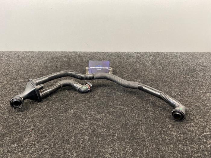 Usagé Ventilation carter Audi S5 (8T3) S5 3.0 TFSI V6 24V Prix € 74,95 Prix TTC proposé par Van Kronenburg Engines