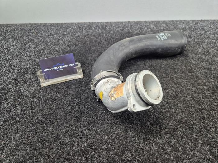 Gebrauchte Intercooler Schlauch Audi RS 6 Avant (C6) RS6 5.0 V10 40V TFSI Preis € 49,95 Mit Mehrwertsteuer angeboten von Van Kronenburg Engines