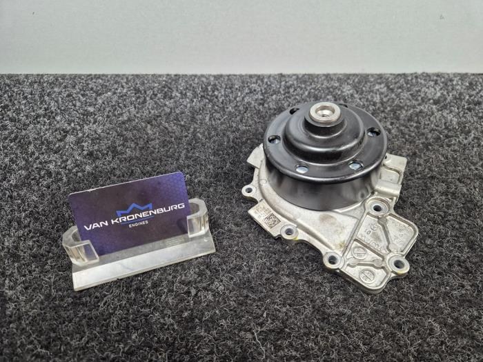 Begagnade Vattenpump Mercedes Vito (639.6) 2.2 116 CDI 16V 4x4 Euro 5 Pris € 34,99 Inklusive moms erbjuds av Van Kronenburg Engines