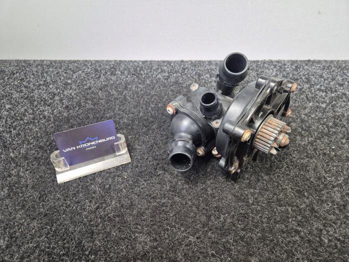 Used Thermostat housing Volkswagen Beetle (16AB) 2.0 GSR 16V Price € 75,00 Inclusive VAT offered by Van Kronenburg Engines