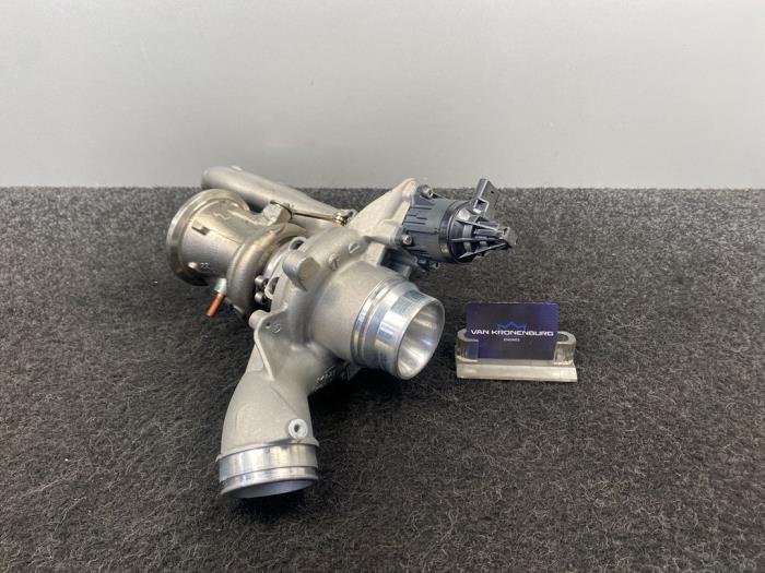 Neue Turbo Mercedes C (W205) C-200 2.0 Turbo 16V 4-Matic Preis € 1.089,00 Mit Mehrwertsteuer angeboten von Van Kronenburg Engines