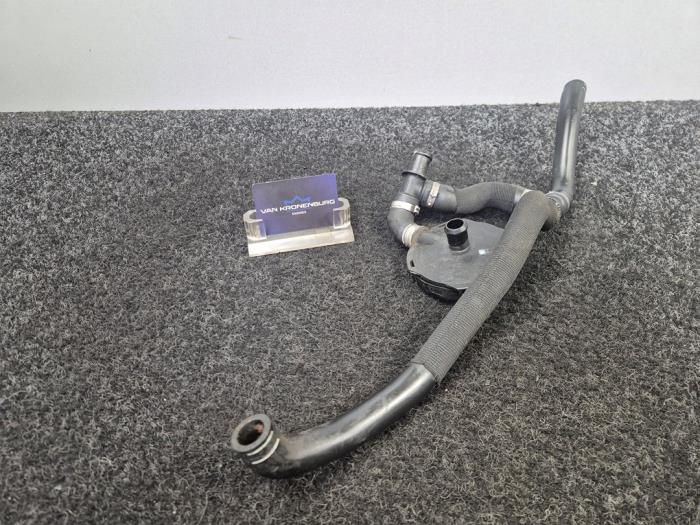 Begagnade PCV-ventil Audi A6 (C6) 4.2 V8 40V Quattro Pris € 24,20 Inklusive moms erbjuds av Van Kronenburg Engines