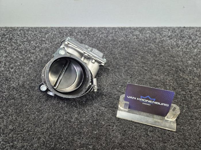 Gebrauchte Drosselklappengehäuse BMW 5 serie (G30) M550i xDrive 4.4 V8 32V TwinPower Turbo Preis € 35,01 Mit Mehrwertsteuer angeboten von Van Kronenburg Engines