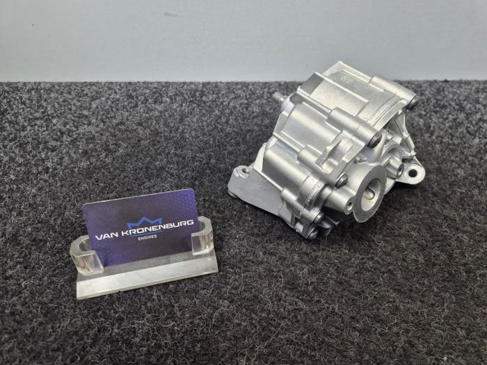 Gebrauchte Ölpumpe BMW 7 serie (F01/02/03/04) 750i,Li xDrive V8 32V Preis € 149,96 Mit Mehrwertsteuer angeboten von Van Kronenburg Engines