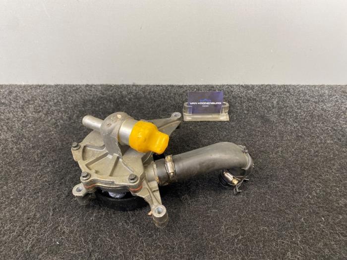 Begagnade Vattenpump Jaguar S-type (X200) 3.0 V6 24V Pris € 50,00 Inklusive moms erbjuds av Van Kronenburg Engines