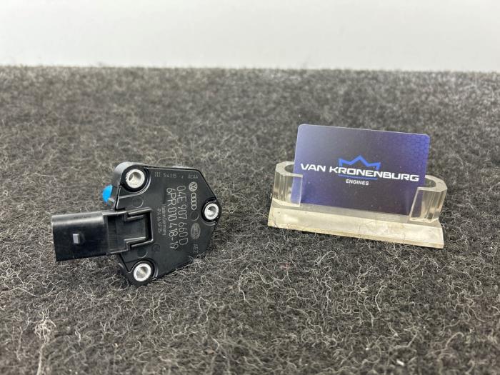 Begagnade Oljenivåsensor Volkswagen Golf VII (AUA) 1.2 TSI 16V Pris € 20,00 Inklusive moms erbjuds av Van Kronenburg Engines