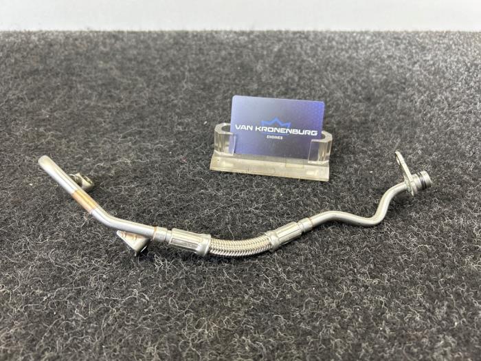 Usagé Conduit (divers) BMW 5 serie (G30) M550i xDrive 4.4 V8 32V TwinPower Turbo Prix € 39,95 Prix TTC proposé par Van Kronenburg Engines