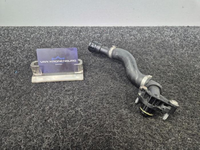 Usagé Conduit (divers) BMW M5 Touring (G91) M550d xDrive 24V Prix € 39,95 Prix TTC proposé par Van Kronenburg Engines