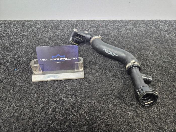 Usagé Conduit (divers) BMW M5 Touring (G91) M550d xDrive 24V Prix € 39,95 Prix TTC proposé par Van Kronenburg Engines