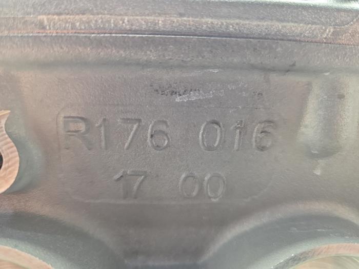 Renoverade Topplock Mercedes G-Klasse Pris € 3.025,00 Inklusive moms erbjuds av Van Kronenburg Engines