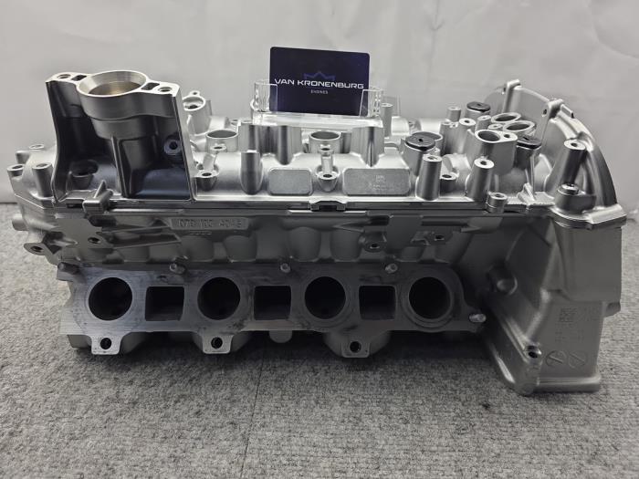 Révisé Culasse Audi RS 6 Avant (C7) 4.0 V8 TFSI 32V Prix € 1.815,00 Prix TTC proposé par Van Kronenburg Engines