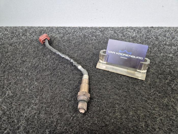 Lambda probe from a Audi A4 Avant Quattro (B8) 3.0 TDI 245 V6 24V 2014