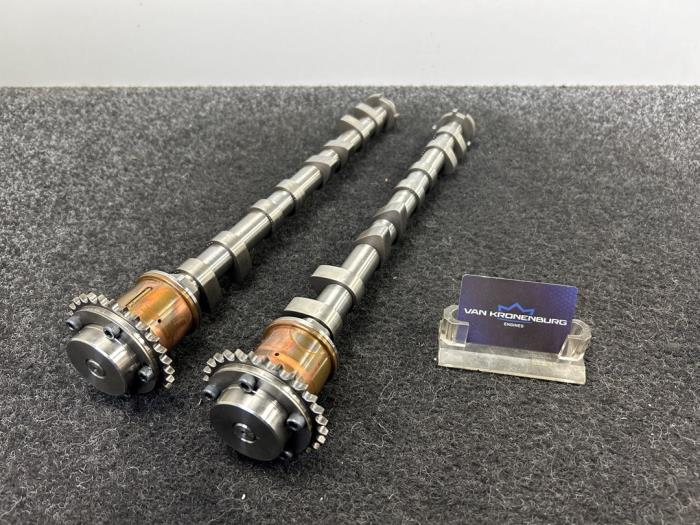 Usagé Kit arbre à cames Ferrari F430 4.3 V8 32V Prix € 1.512,50 Prix TTC proposé par Van Kronenburg Engines