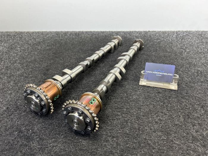Usagé Kit arbre à cames Ferrari F430 4.3 V8 32V Prix € 1.512,50 Prix TTC proposé par Van Kronenburg Engines
