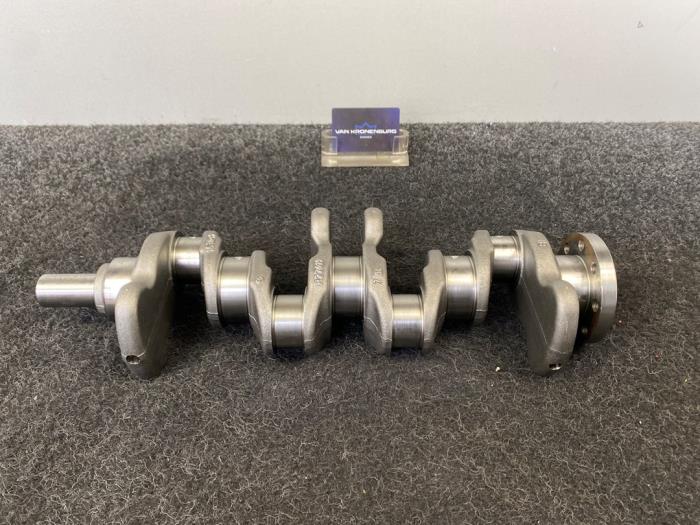 Usagé Vilebrequin Mercedes A (W176) 1.6 A-200 16V Prix € 450,00 Prix TTC proposé par Van Kronenburg Engines