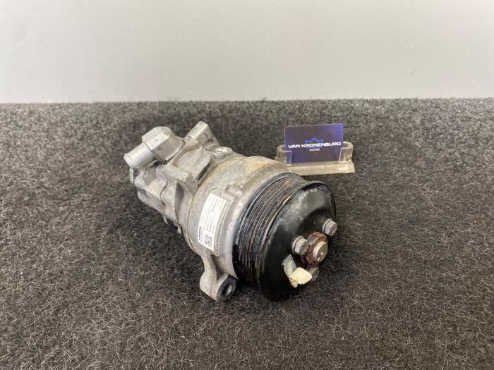Usagé Pompe de direction BMW X6M (F86) 4.4i V8 Turbo 32V Prix € 129,95 Prix TTC proposé par Van Kronenburg Engines