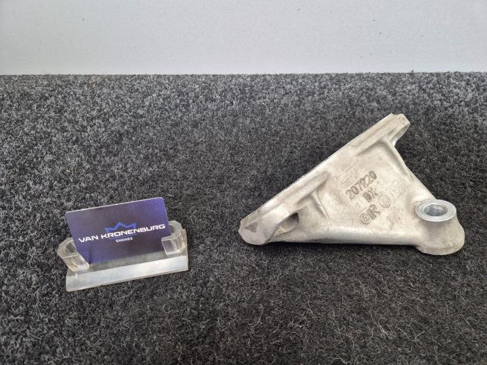 Used Engine mount Ferrari F430 4.3 V8 32V Price € 249,95 Inclusive VAT offered by Van Kronenburg Engines
